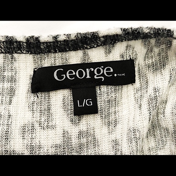 GEORGE- Animal Print Long Top - Picture 9 of 10